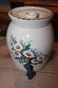 lot 2524 image: Crock Beverage Dispenser