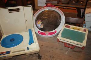 lot 2533 image: Vtg. Fisher Price Record Player untested & More