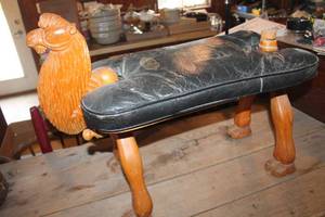 lot 2539 image: Vintage Camel Bench