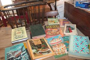 lot 2549 image: Misc. Books and Magazine Rack