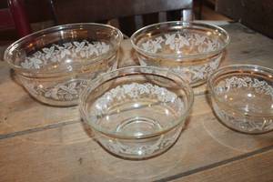 lot 2323 image: Vintage Bartlett Collins Nesting Bowls