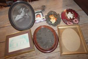 lot 2340 image: Vintage Frames & More