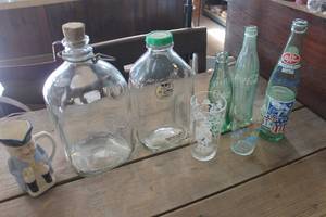 lot 2363 image: Vintage Dr. Pepper 76 Bottle and More