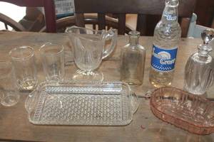 lot 2399 image: Vintage Relish Dishes and More