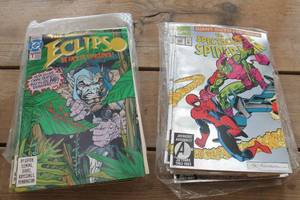 lot 2411 image: Marvel Comic Books