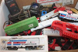 lot 2420 image: Large Vintage Toy Trains and More