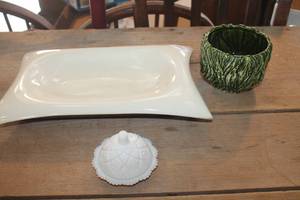 lot 2426 image: Sm. Vtg. Westmoreland Cover Butter Dish & More