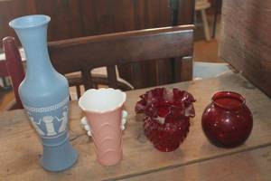 lot 2428 image: Vintage Vases