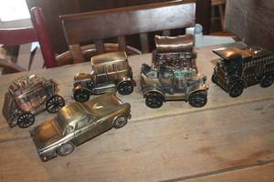 lot 2487 image: Vintage Metal Car Banks