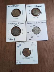 lot 1107 image: Foreign Coin Lot 5 Pieces Pakistan Philippines Malaya Singapore Hong Kong