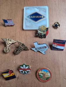lot 1204 image: Lot of 11 Assorted Lapel Pins Rangers Beaumont TX Heartland Salutes Veterans Kodak 92 Olympics Mad River Glen Moskva