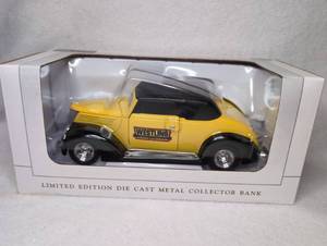 lot 7004 image: SpecCast 1937 Ford Die Cast Metal Collector Bank Limited Edition