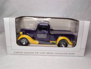 lot 7005 image: SpecCast 1937 Ford Die Cast Metal Collector Bank Westling