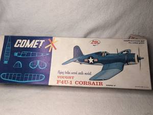 lot 8002 image: Comet Vought F4U-1 Corsair Flying Balsa Wood Scale Model Construction Kit 20 Wingspan