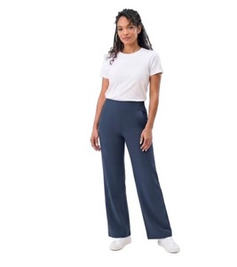lot 849 image: Members Mark Womens Travel Wide Leg Pant, 3XL, Blue