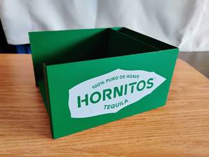 lot 1507 image: Hornitos Tequila Green Branded Bar Napkin Holder