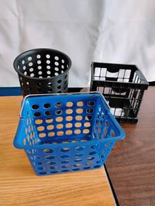lot 1514 image: Plastic Storage Baskets 3-Piece Set Blue Black Perforated