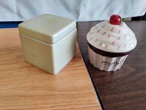 Pandora Unforgettable Moments Cupcake Box Container with White Ceramic Container