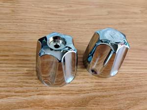 lot 1561 image: Chrome Faucet Handle Knobs Hot and Cold Set of 2