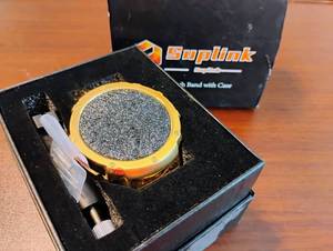 lot 1586 image: Suplink Sparkle Watch Band with Case