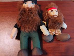 lot 1601 image: Duck Dynasty A&E Plush Dolls 2-Pack