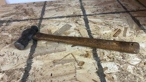 Ball-Peen Hammer with Wood Handle 15 inches long CRAFTSMAN 38466-24 oz-M