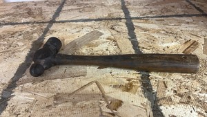 lot 19 image: Ball Peen Hammer with Wooden Handle 10.25 inches long