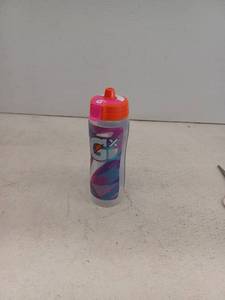 lot 18188 image: Gatorade Water Bottle