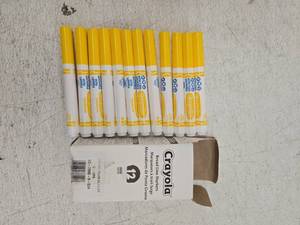 lot 18260 image: Crayola Ultra-Clean Washable Bulk Markers Yellow