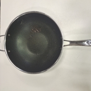 lot 2136 image: HEXCLAD 12 Inch Wok Pan