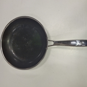 lot 2138 image: Hexclad 10 Inch Fry Pan
