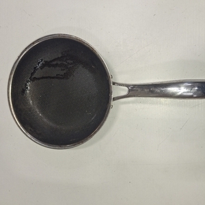 lot 2139 image: Hexclad 8 Inch Fry Pan
