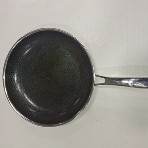 lot 2140 image: Hexclad 8 Inch Fry Pan
