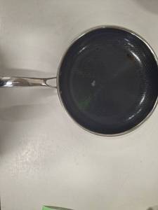 lot 3739 image: Hexclad 12 Inch Fry Pan