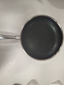 lot 3759 image: Hexclad 12 Inch Fry Pan