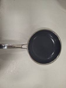 lot 3762 image: Hexclad 8 Inch Fry Pan