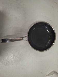 lot 3778 image: Hexclad 8 Inch Fry Pan