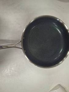 lot 3783 image: Henckels 12 Inch Fry Pan