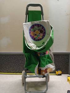 lot 24 image: Girl Scouts Cookie Time Rolling Trolley Bag Green