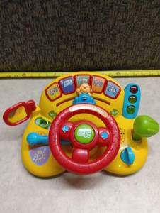 lot 34 image: VTech Steering Wheel Driver Toy with Interactive Dashboard