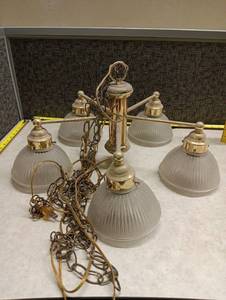 lot 49 image: 5-Light Chandelier with Frosted Shades and Brass Arms - Works