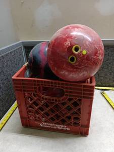 lot 51 image: Ebonite GBL3 Bowling Balls 3-Piece Lot Red Black