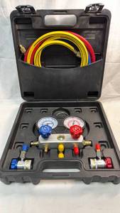 2-Way AC Manifold Gauge Set with Hoses and Coupler Valves in Carrying Case
