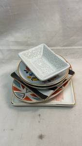 lot 61 image: Ceramic Dish Set - 6 pieces