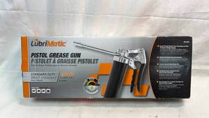 lot 86 image: LubriMatic Pistol Grease Gun Standard Duty 6000 PSI 30-303