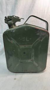 lot 114 image: Metal Jerry Can 5L with Spout and Handle