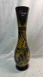 lot 115 image: Cozumel,  Mexico Decorative Vase with Birds and Geometric Patterns