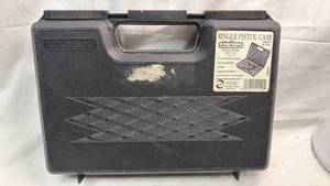 lot 122 image: Gun Guard Single Pistol Case 12x8x2 Model S00221