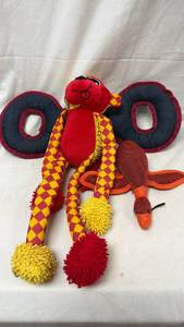 lot 125 image: Lot of 3 Dog Toys