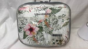 lot 134 image: Floral Pattern Baby Lounger (0-24 Months)